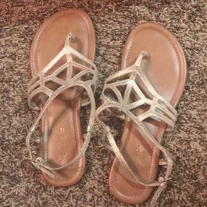 Kelly & Katie gold Sandals